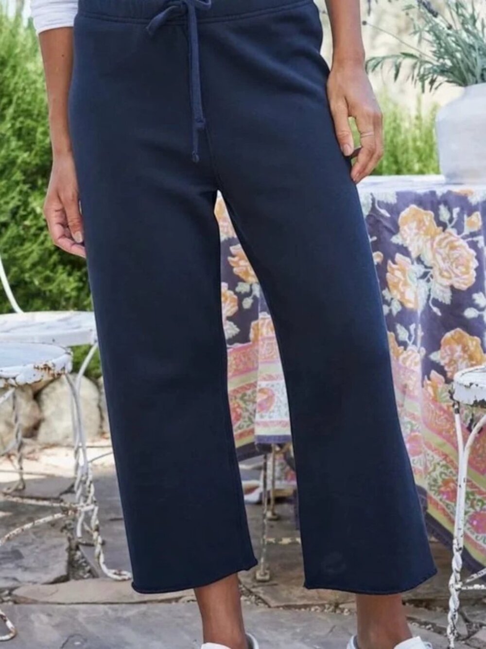 Frank & Eileen Catherine Favorite Sweatpant Medium British Royal Navy Cropped
